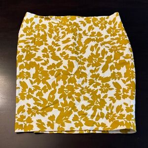 LOFT Mustard and White Floral Pencil Skirt Size 12p